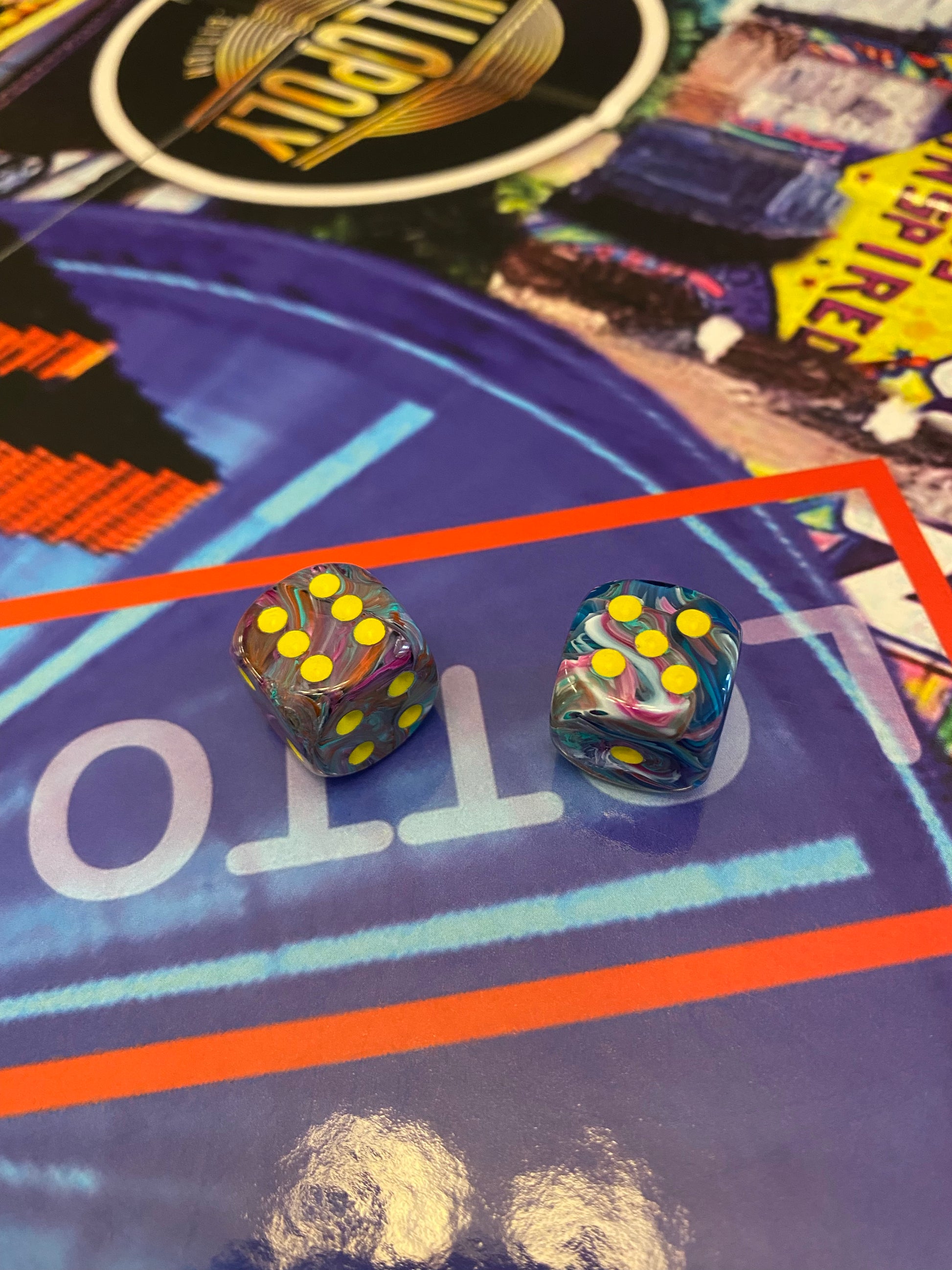 TIE DYE SWIRL  Trillopoly Dice