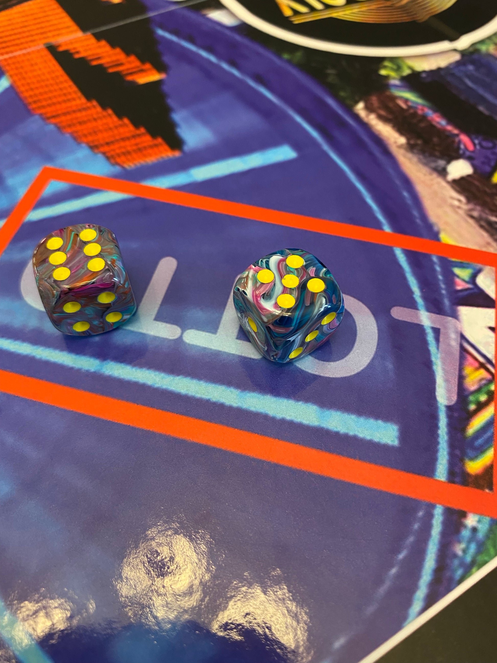 TIE DYE SWIRL  Trillopoly Dice